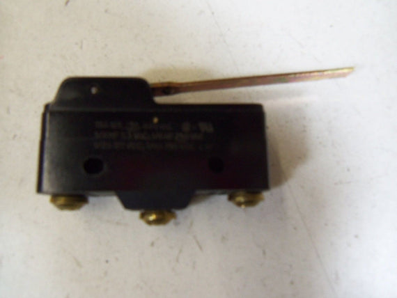 HONEYWELL MICROSWITCH BZ-2RW84-A2 LIMIT SWITCH *NEW IN BOX*