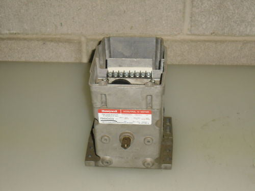 HONEYWELL MODUTROL IV MOTOR M9484D4006 *USED*