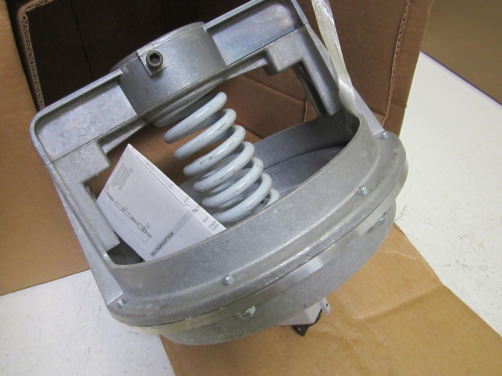 HONEYWELL MP953E 1418 VALVE ACTUATOR *NEW IN BOX*