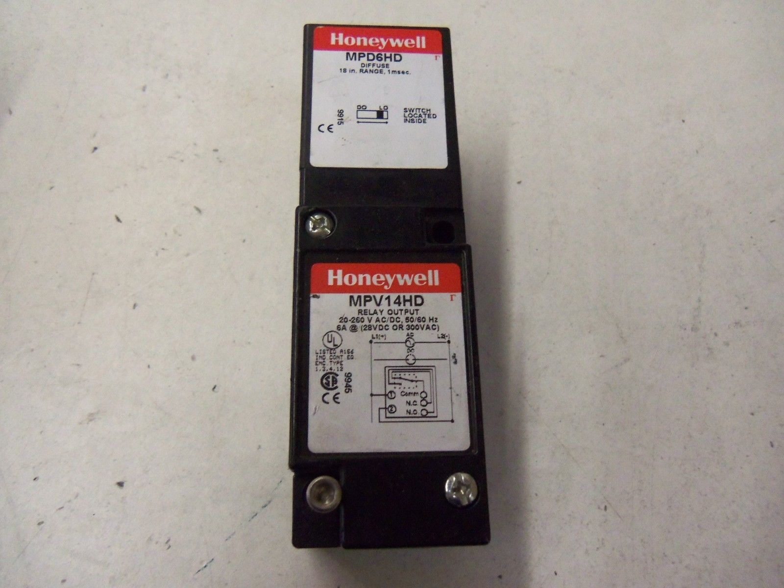 HONEYWELL MPD6HD MICROSWITCH w/ MPV14HD DIFFUSE SENSOR *USED*