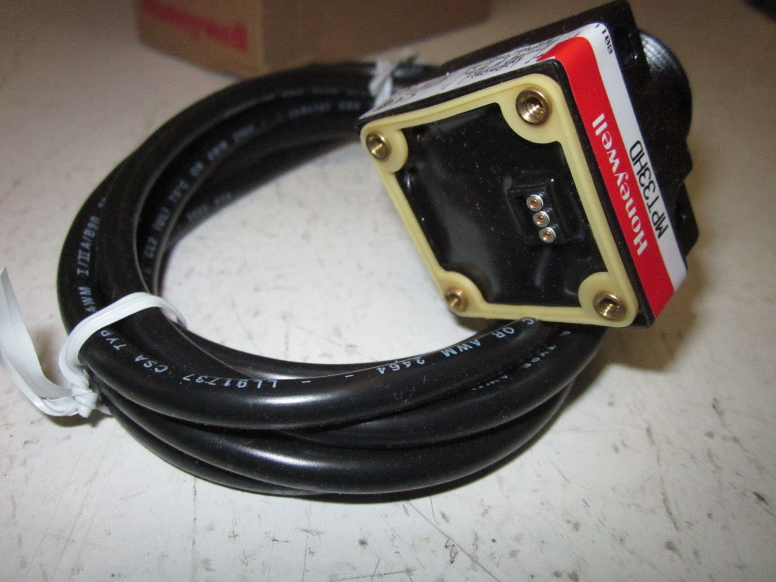 HONEYWELL MPT33HD *NEW IN BOX*