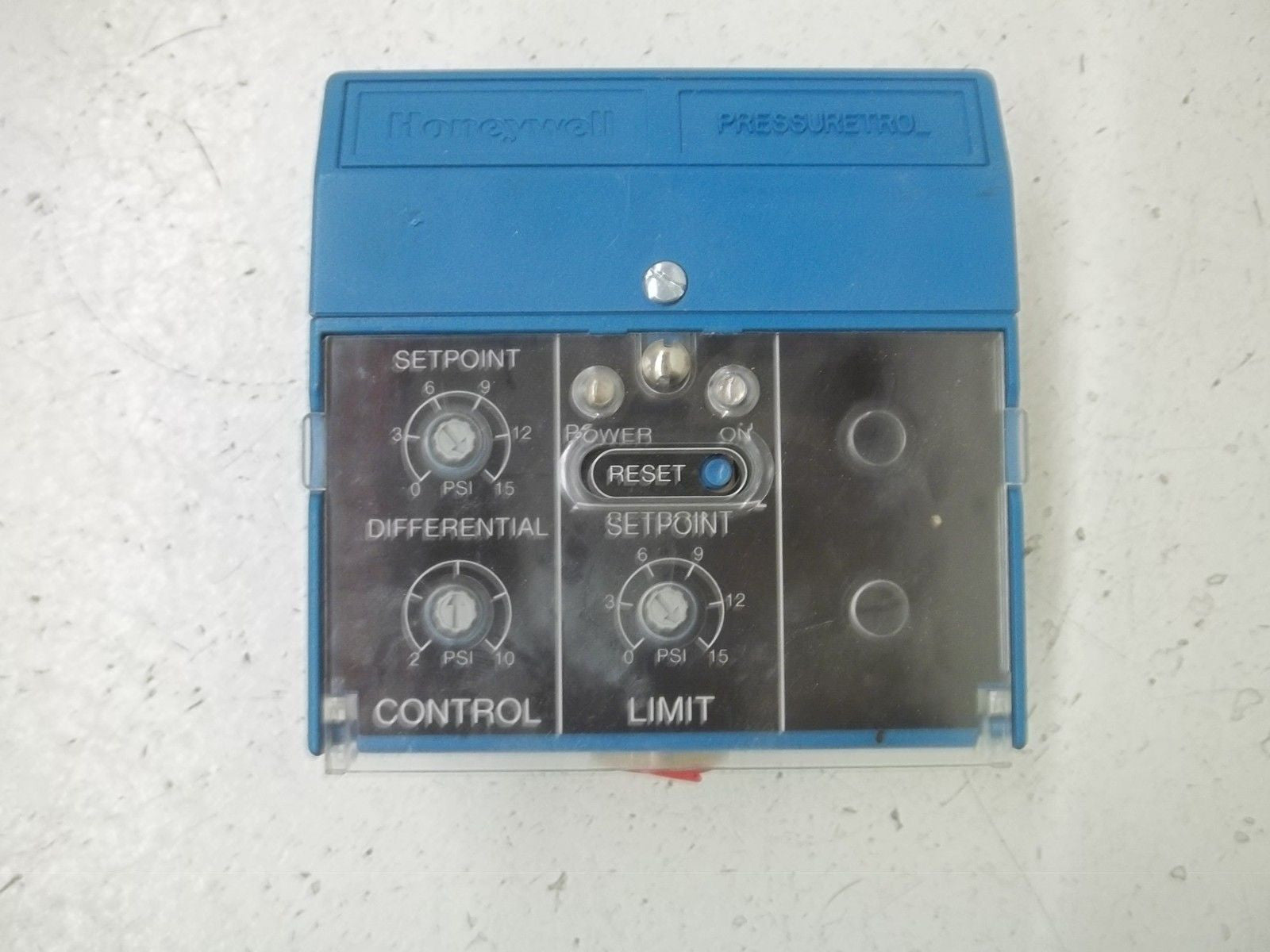 HONEYWELL P7810D 1008 PRESSURETROL *NEW NO BOX*