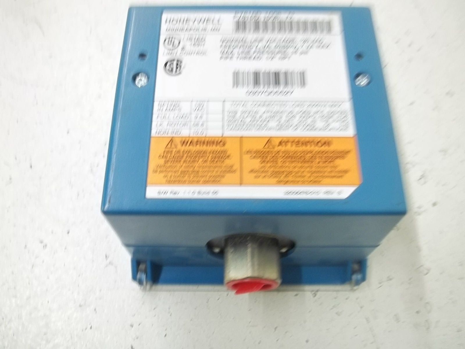 HONEYWELL P7810D 1008 PRESSURETROL *NEW NO BOX*