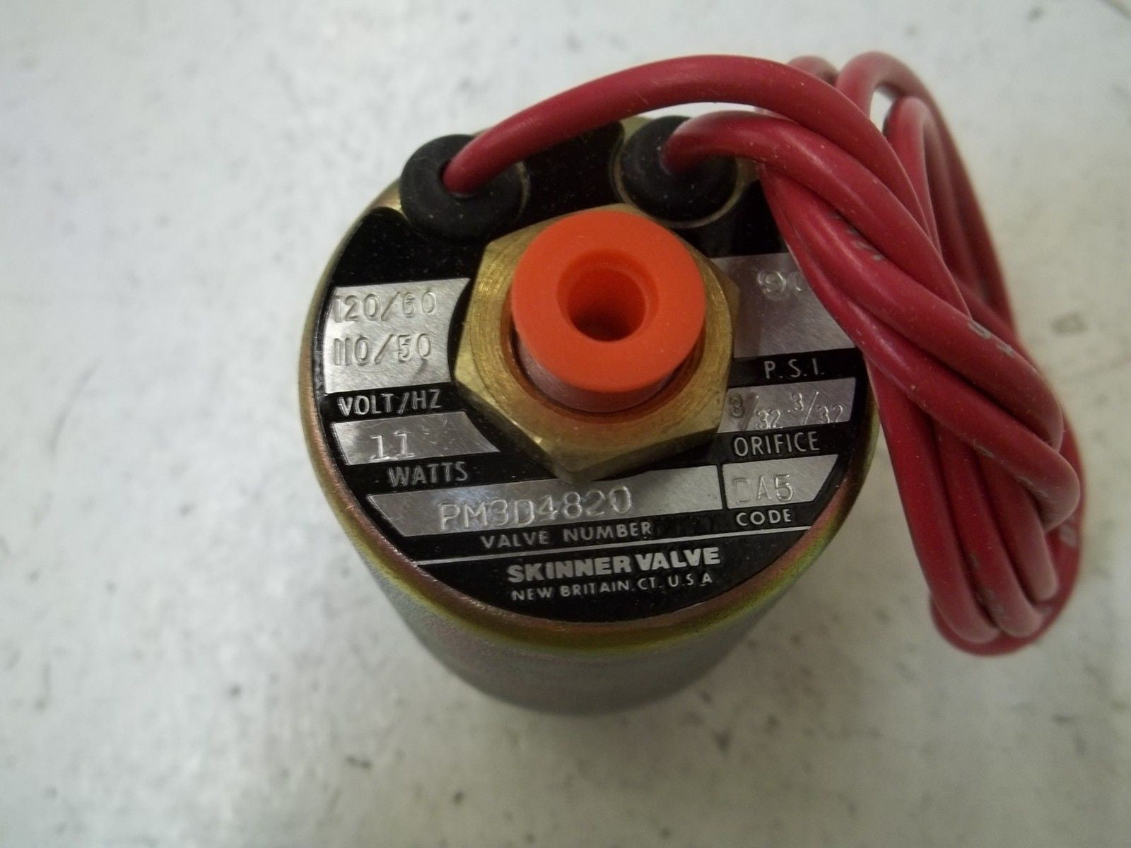 HONEYWELL PM3D4820 SOLENOID VALVE *NEW IN BOX*