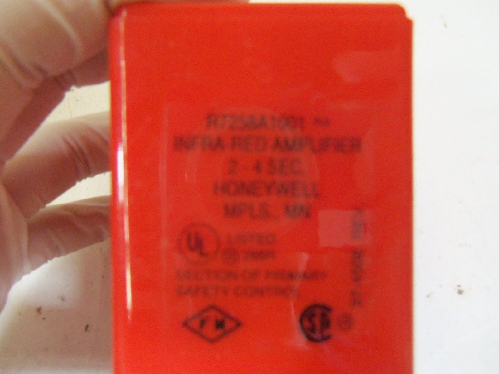HONEYWELL R7258A 1001 *USED*