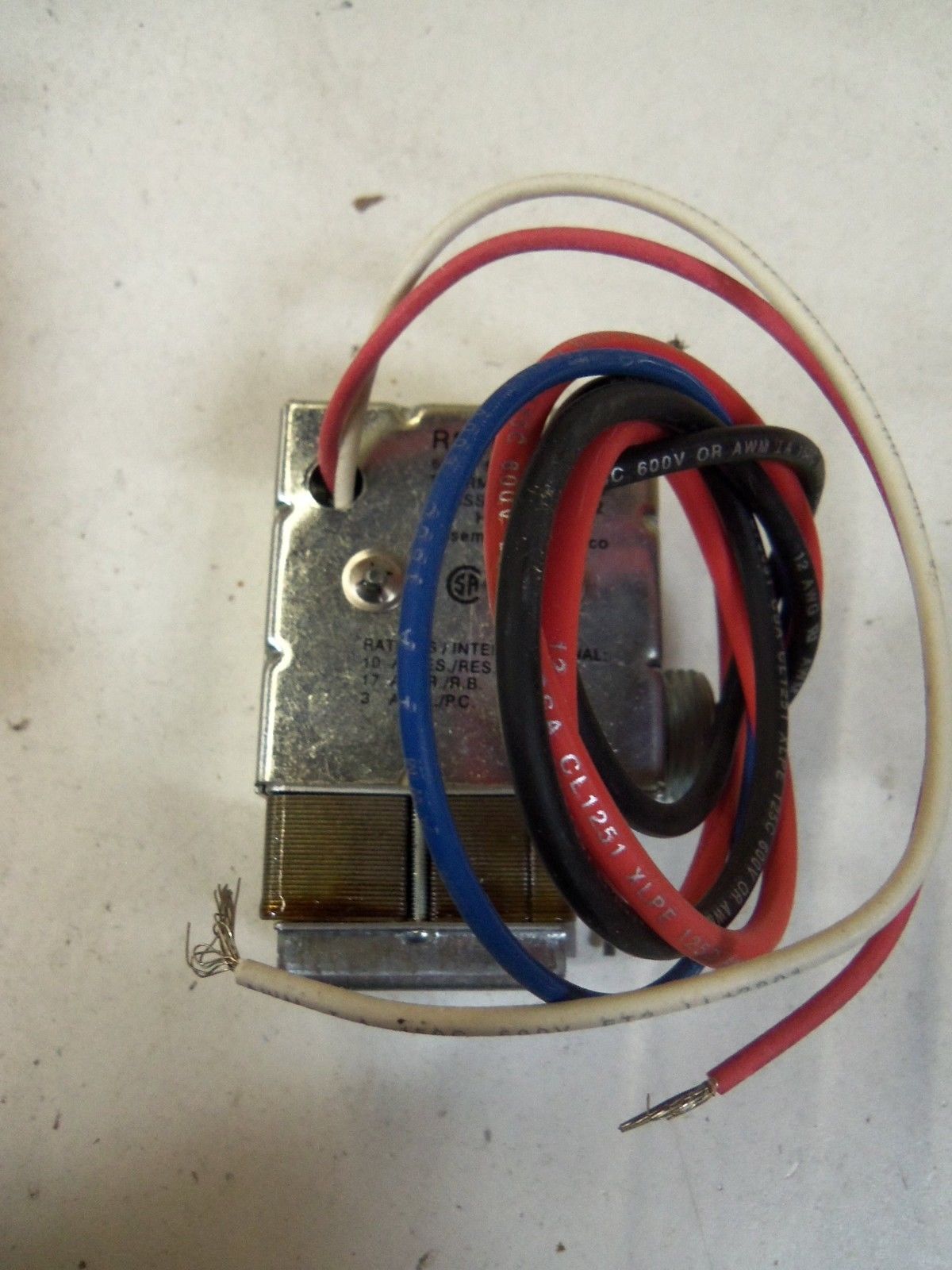HONEYWELL R841C1151 ELECTRIC HEAT RELAY *NEW IN BOX*