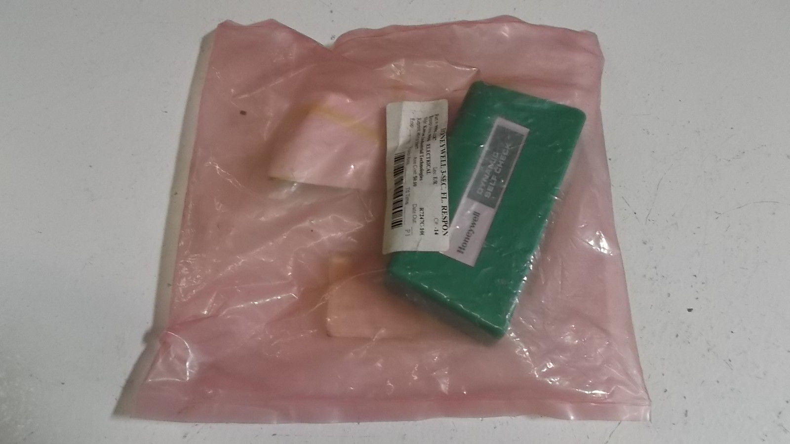 HONEYWELL R7247C1001 UV AMPLIFIER *NEW NO BOX*