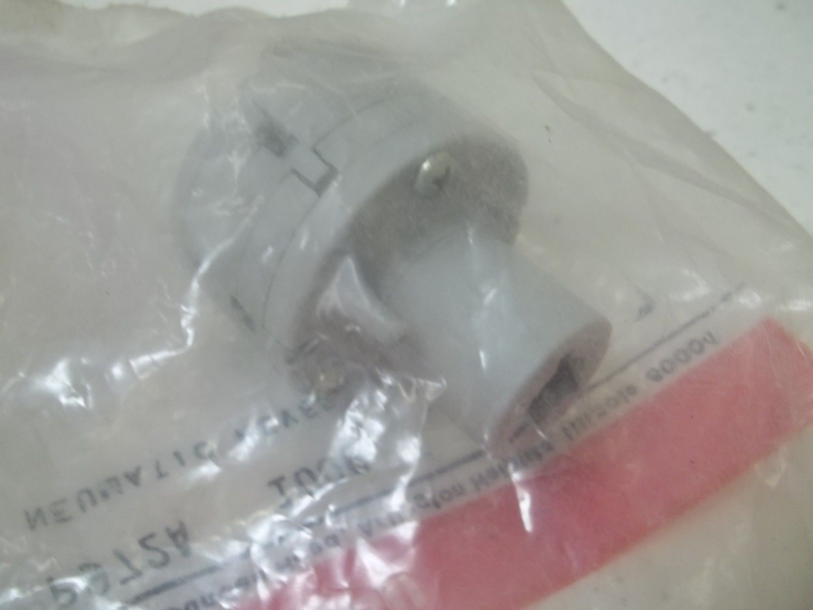 HONEYWELL RP972A1006 PNEUMATIC REVERING RELAY * NEW IN FACTORY BAG *