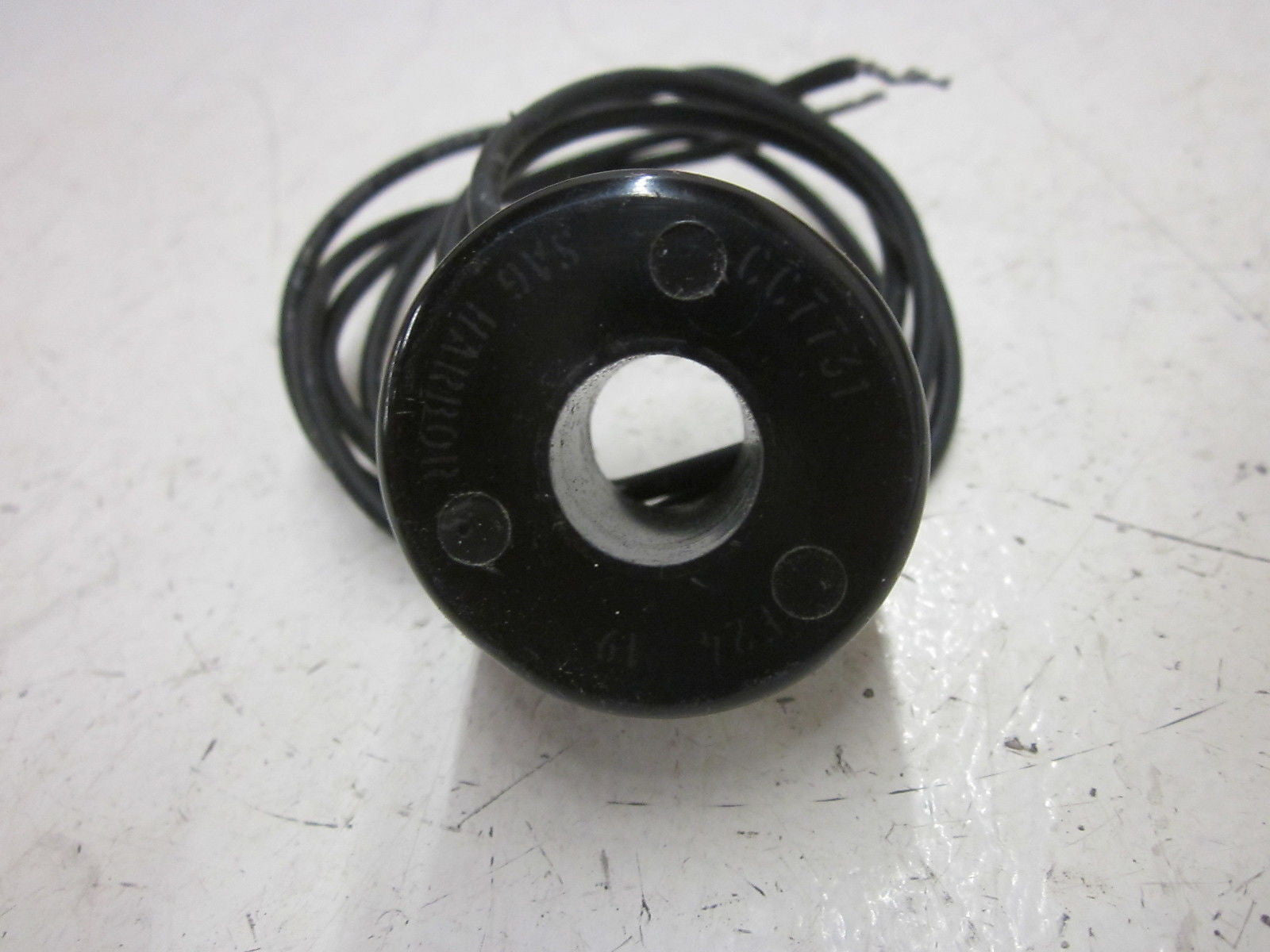 HONEYWELL SKINNER VALVE CC.7731-F24 BLACK COIL *USED*