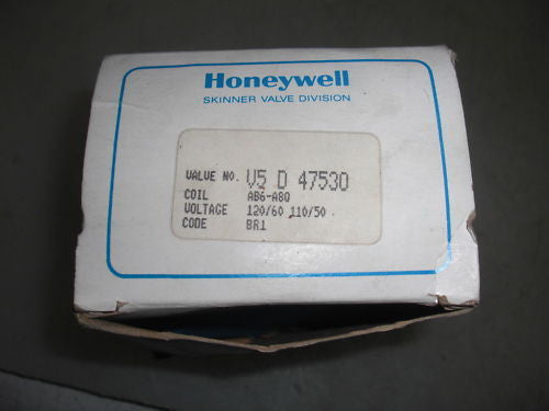 HONEYWELL SKINNER VALVE V5D47530 SOLENOID VALVE *NEW IN BOX*