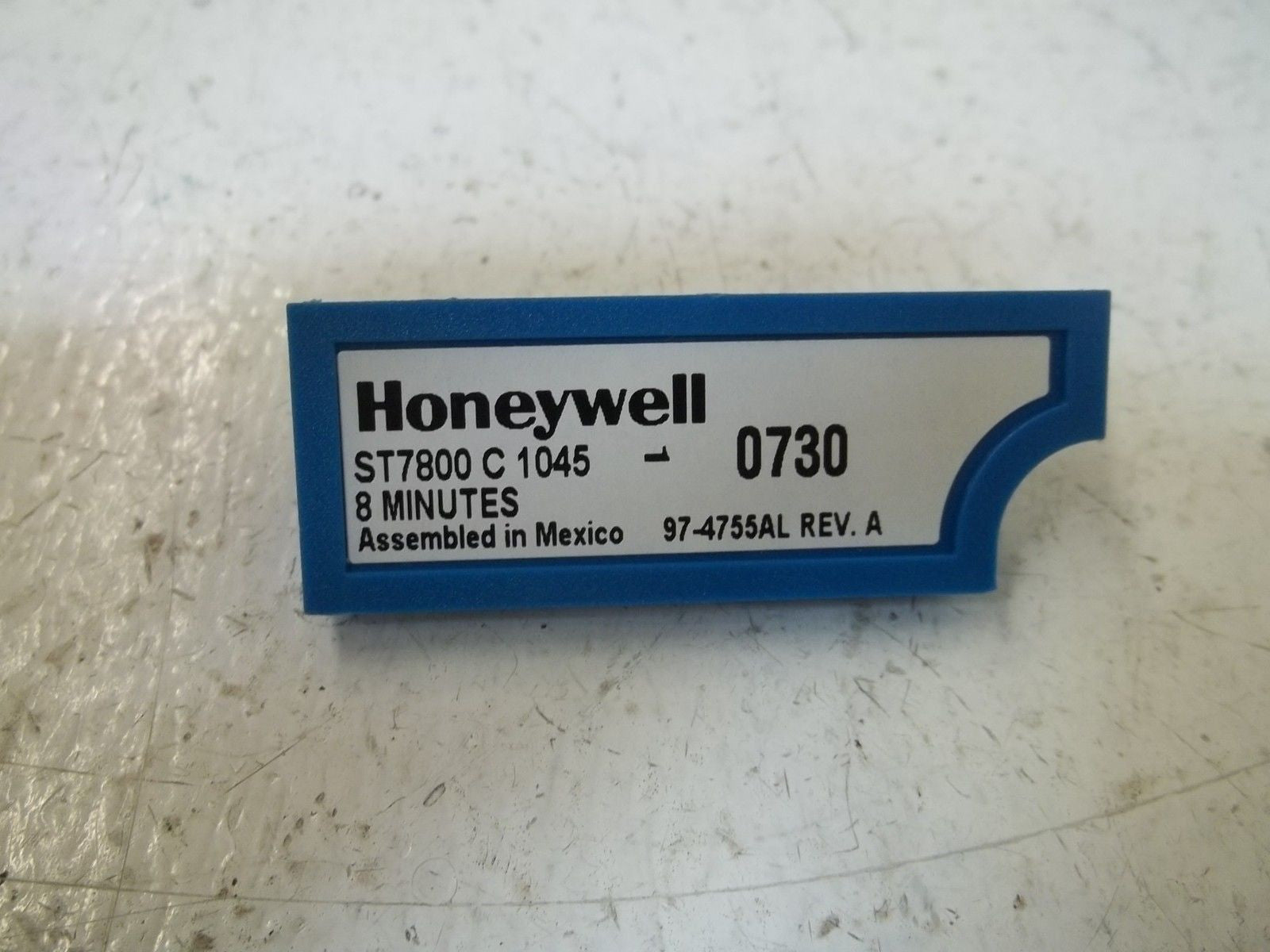 HONEYWELL ST7800 C 1045 FIXED 8 MINUTE PURGE TIMER *NEW IN BOX*