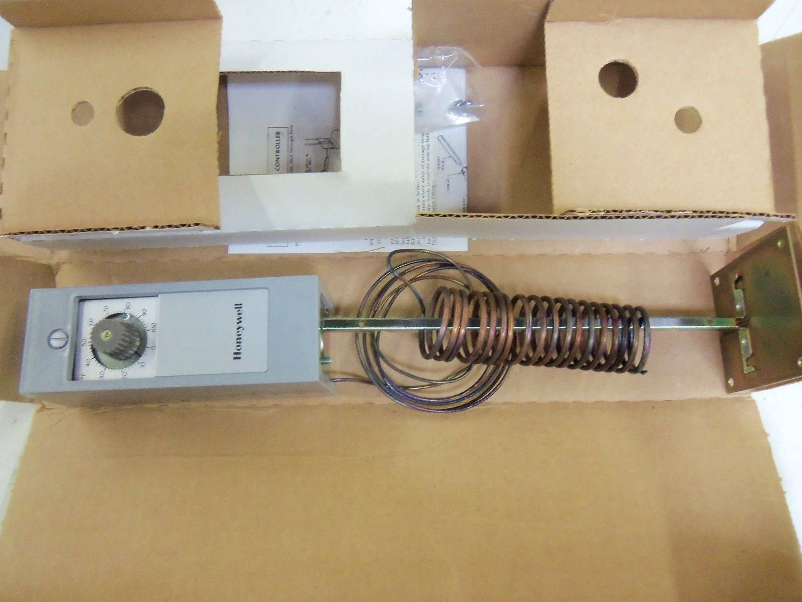 HONEYWELL T675A 1706 REMOTE BULB TEMPERATURE CONTROLLER *NEW IN BOX*