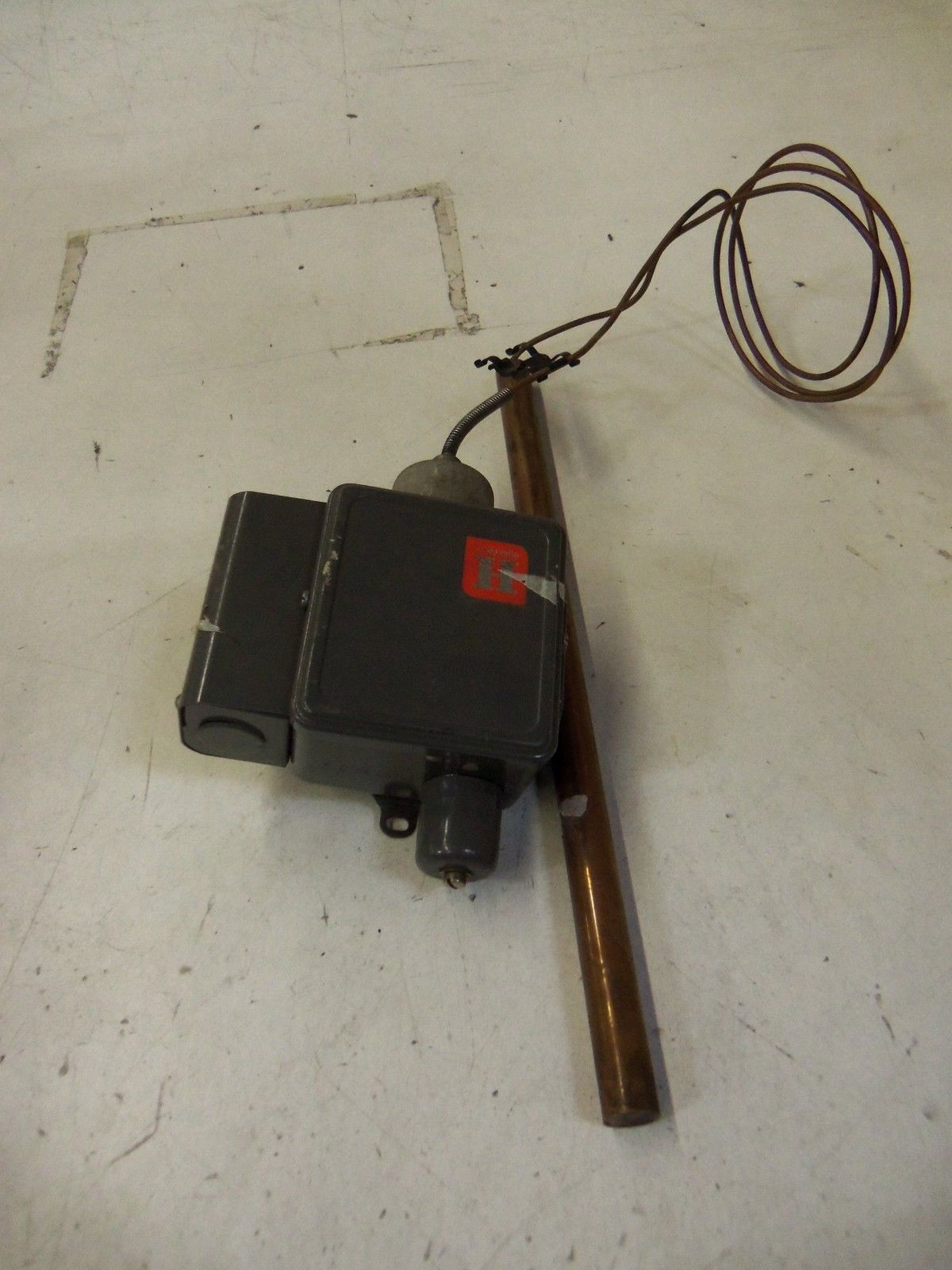 HONEYWELL T915B 1069 2 *USED*