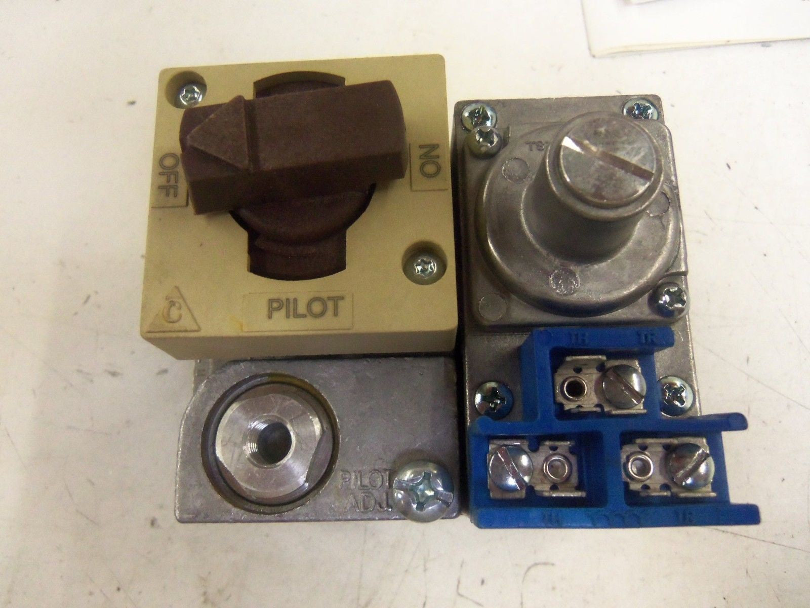 HONEYWELL V800A1591 *NEW IN BOX*