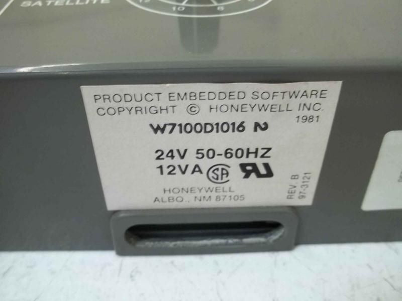 HONEYWELL W7100D1016 24V *USED*