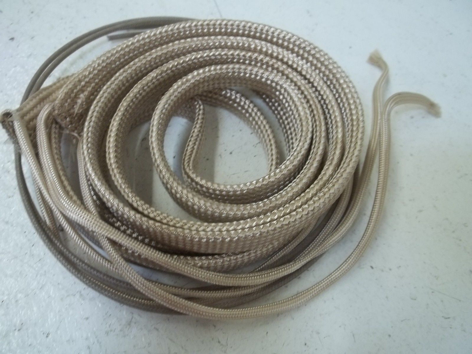 HTS/AMPTEK AWH-052-060DM FLEXIBLE ELECTRIC HEATING TAPE PRODUCTS *NEW IN BOX*