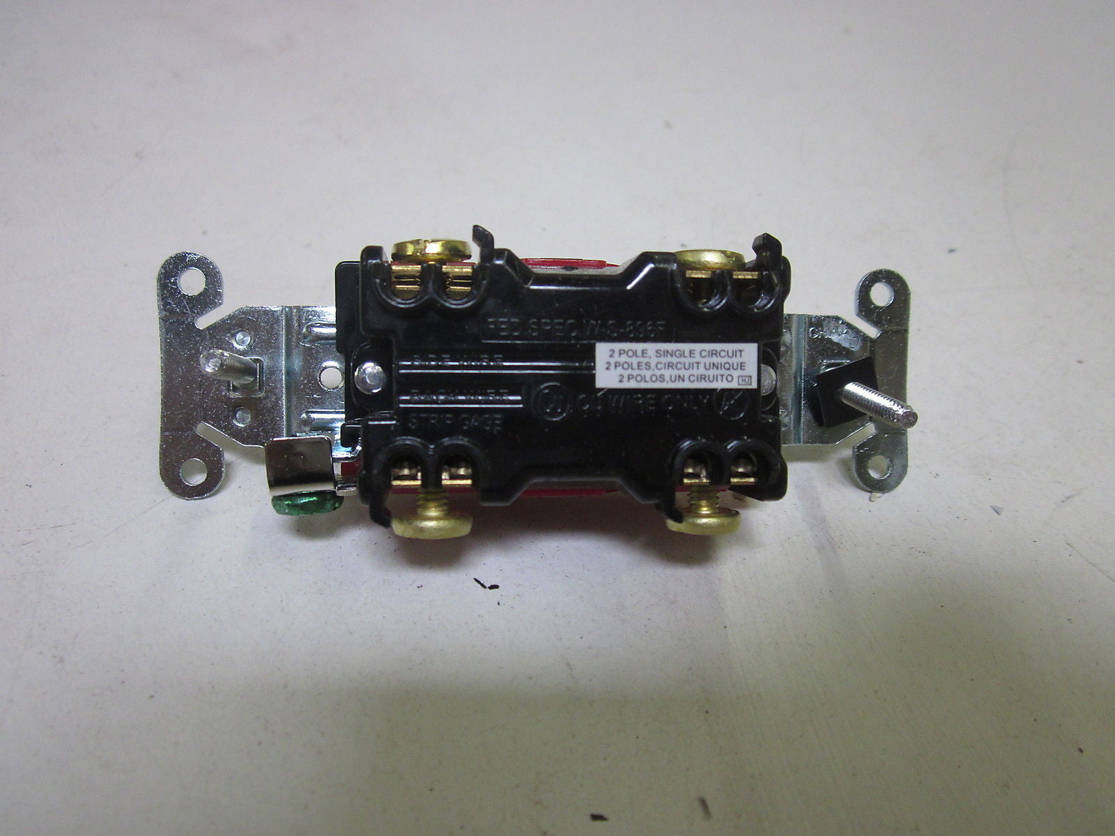 HUBBELL 120-277V. AC ONLY *NEW NO BOX*