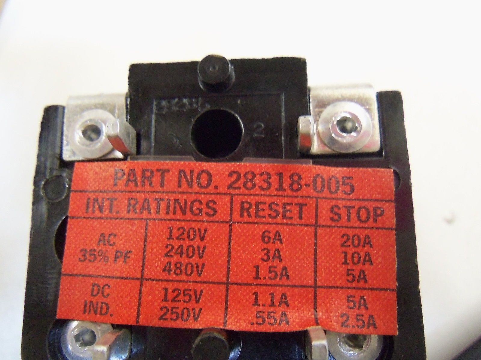 HUBBELL 28318-005 PUSH BUTTON INSERT *NEW IN BOX*