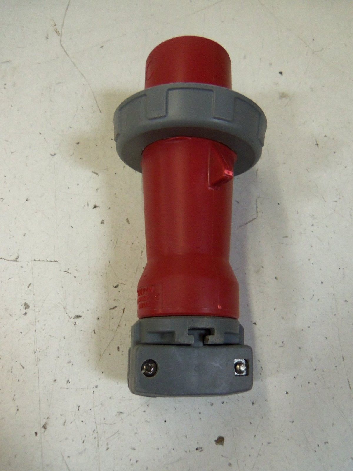 HUBBELL 330P7W (WITH CRACK) *USED*