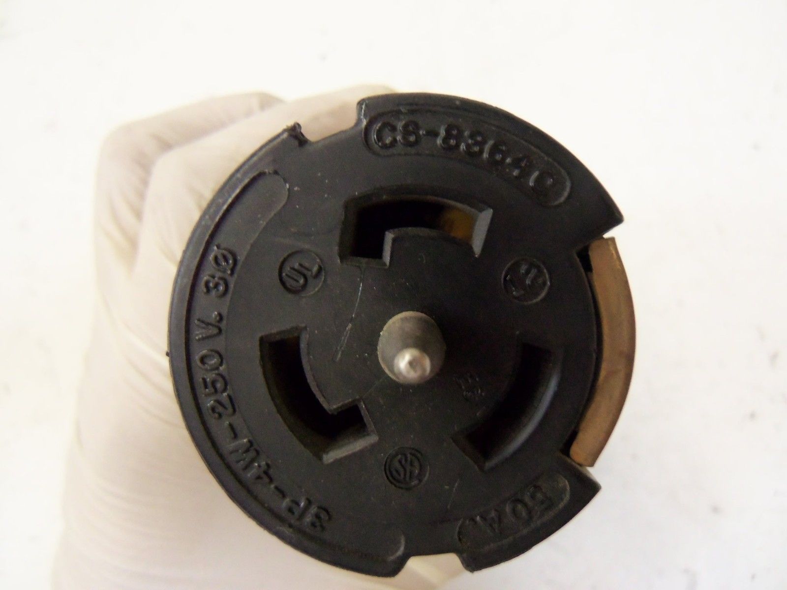 HUBBELL 3P-4W-250 *USED*