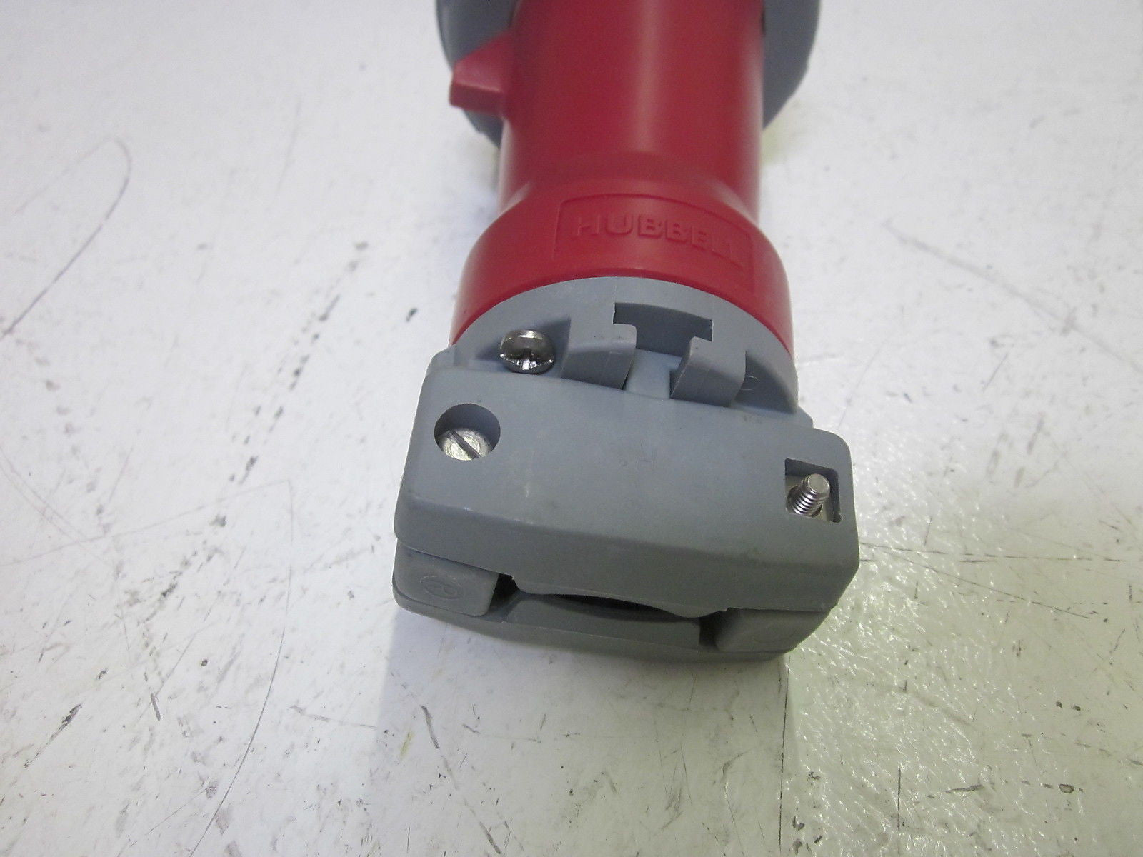 HUBBELL 520P7W 20A PLUG 277/480VAC *USED*