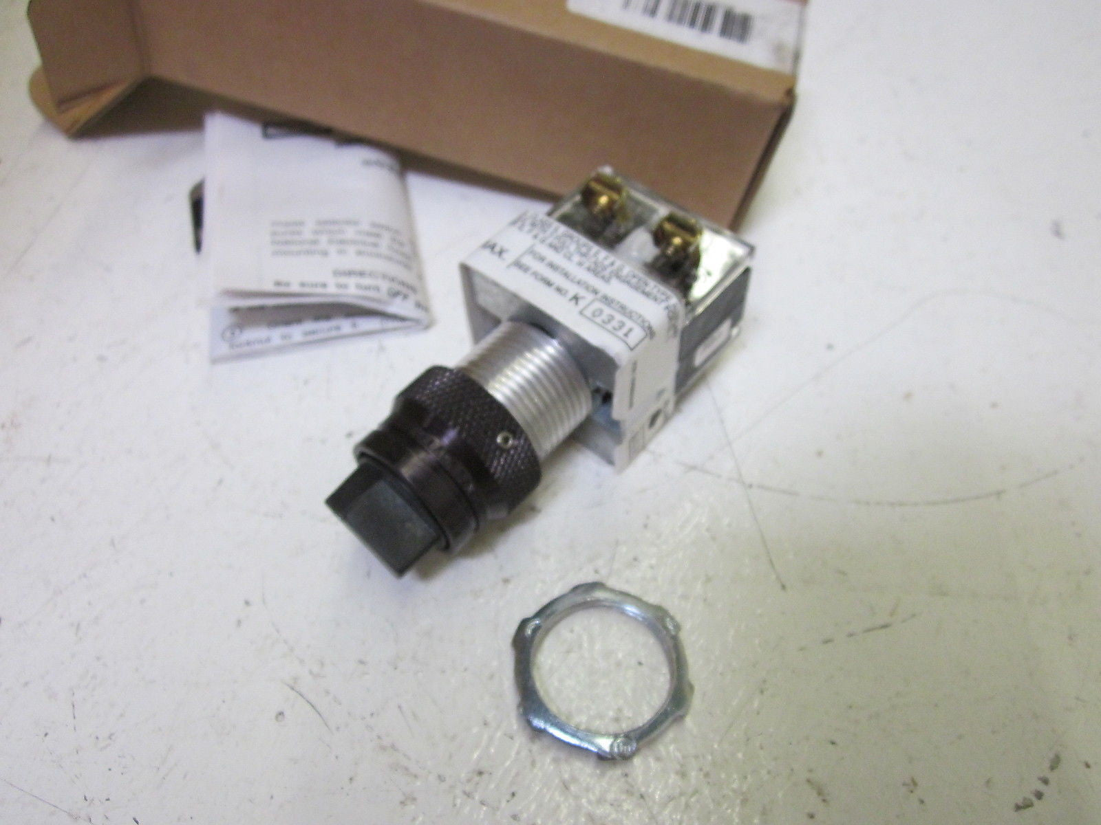 HUBBELL KILLARK G025-3C3G EXPLOSION PROOF SELECTOR SWITCH *NEW IN BOX*