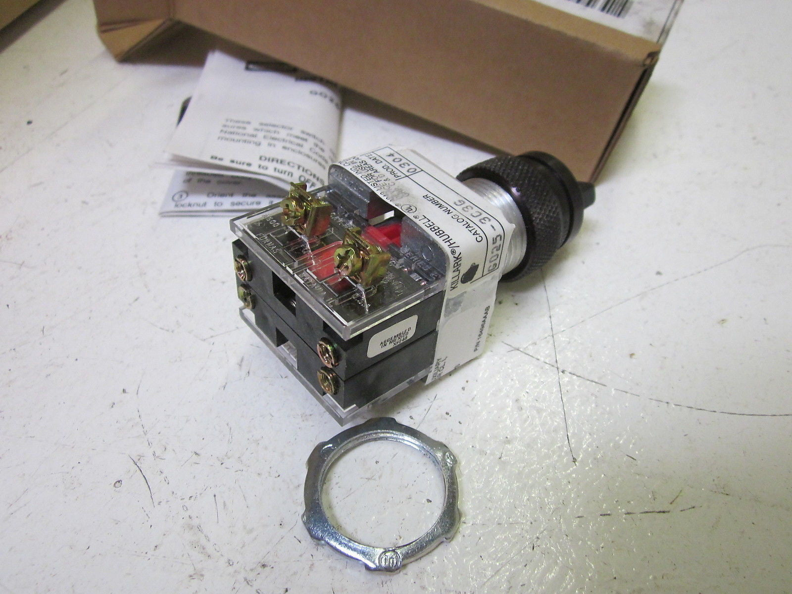 HUBBELL KILLARK G025-3C3G EXPLOSION PROOF SELECTOR SWITCH *NEW IN BOX*