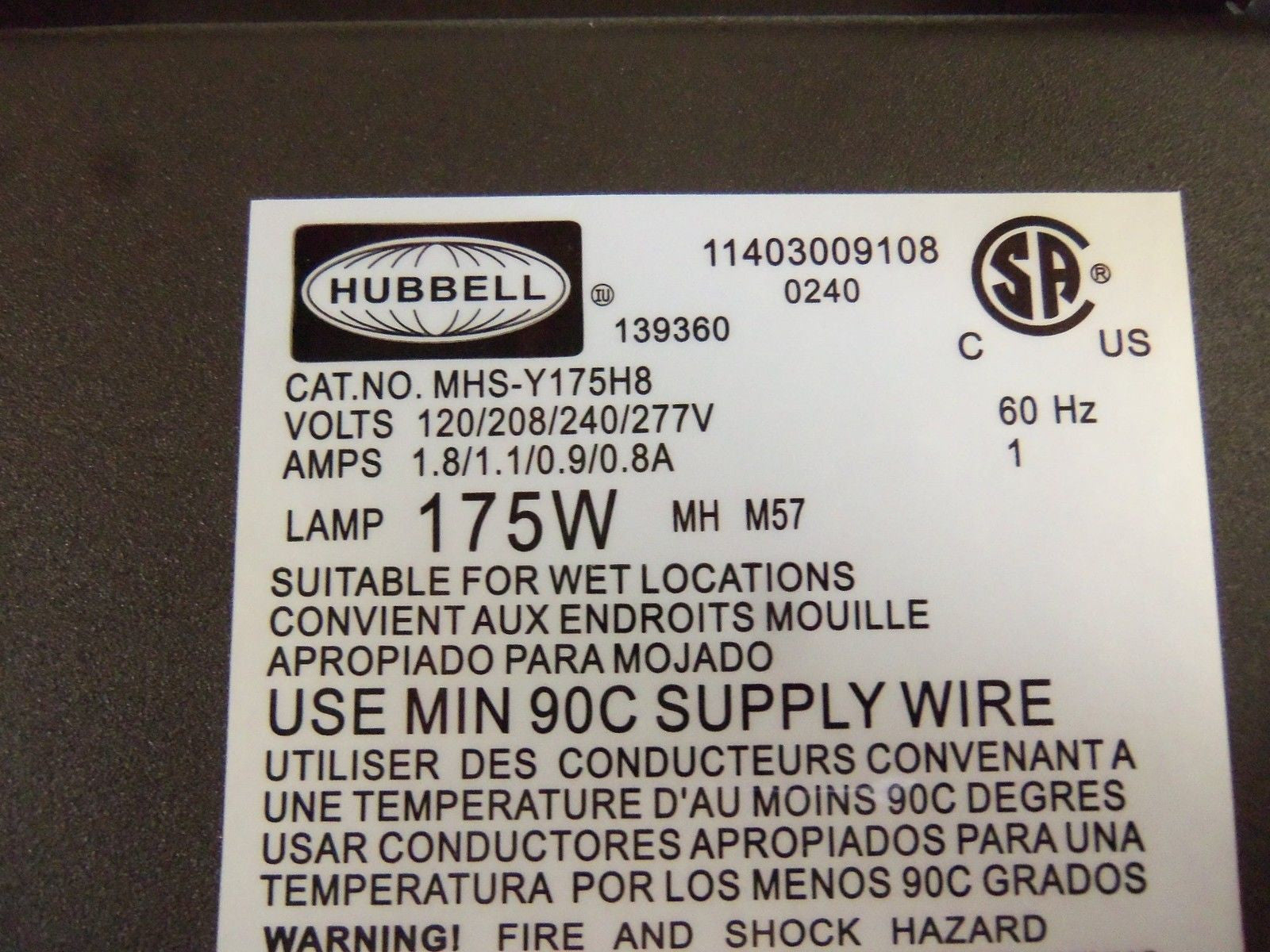 HUBBELL MHS-Y175H8 FLOOD LIGHT *NEW IN BOX*