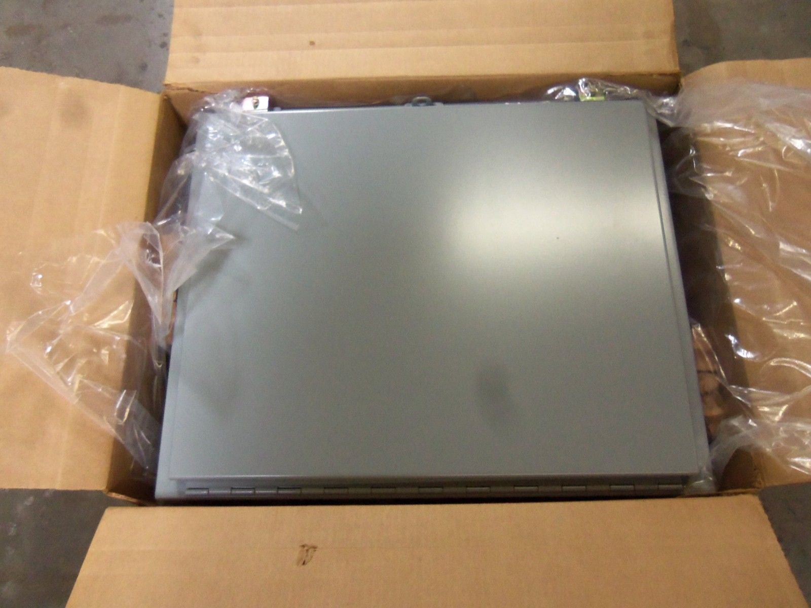 HUBBELL N12242006 ENCLOSURE *NEW IN BOX*