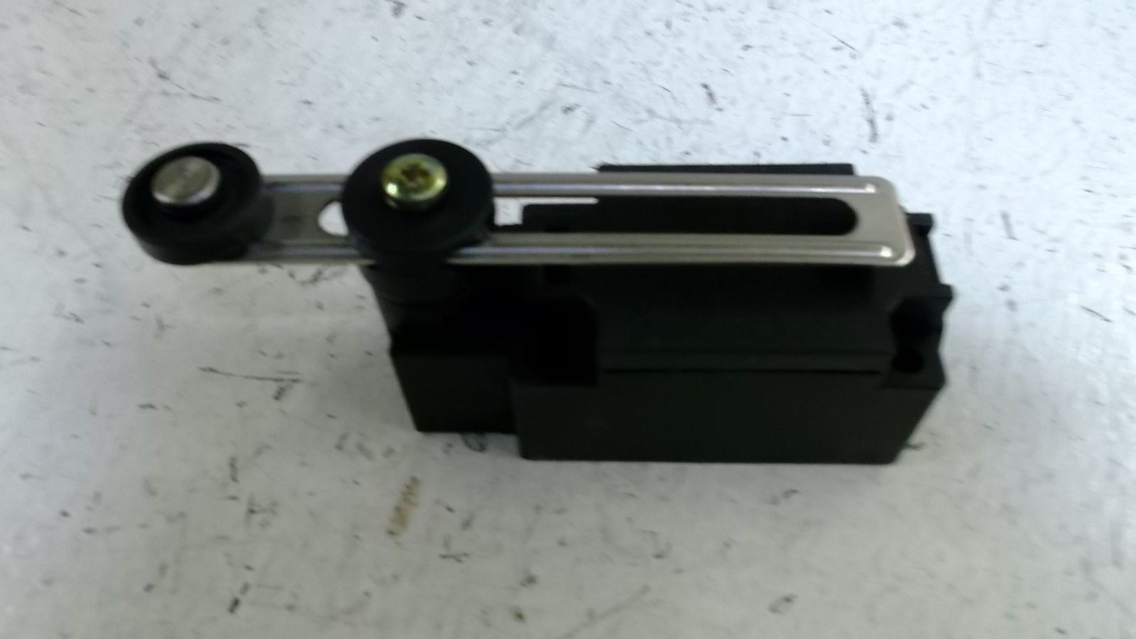 HUBBELL SSLS1SARL *NEW IN BOX*