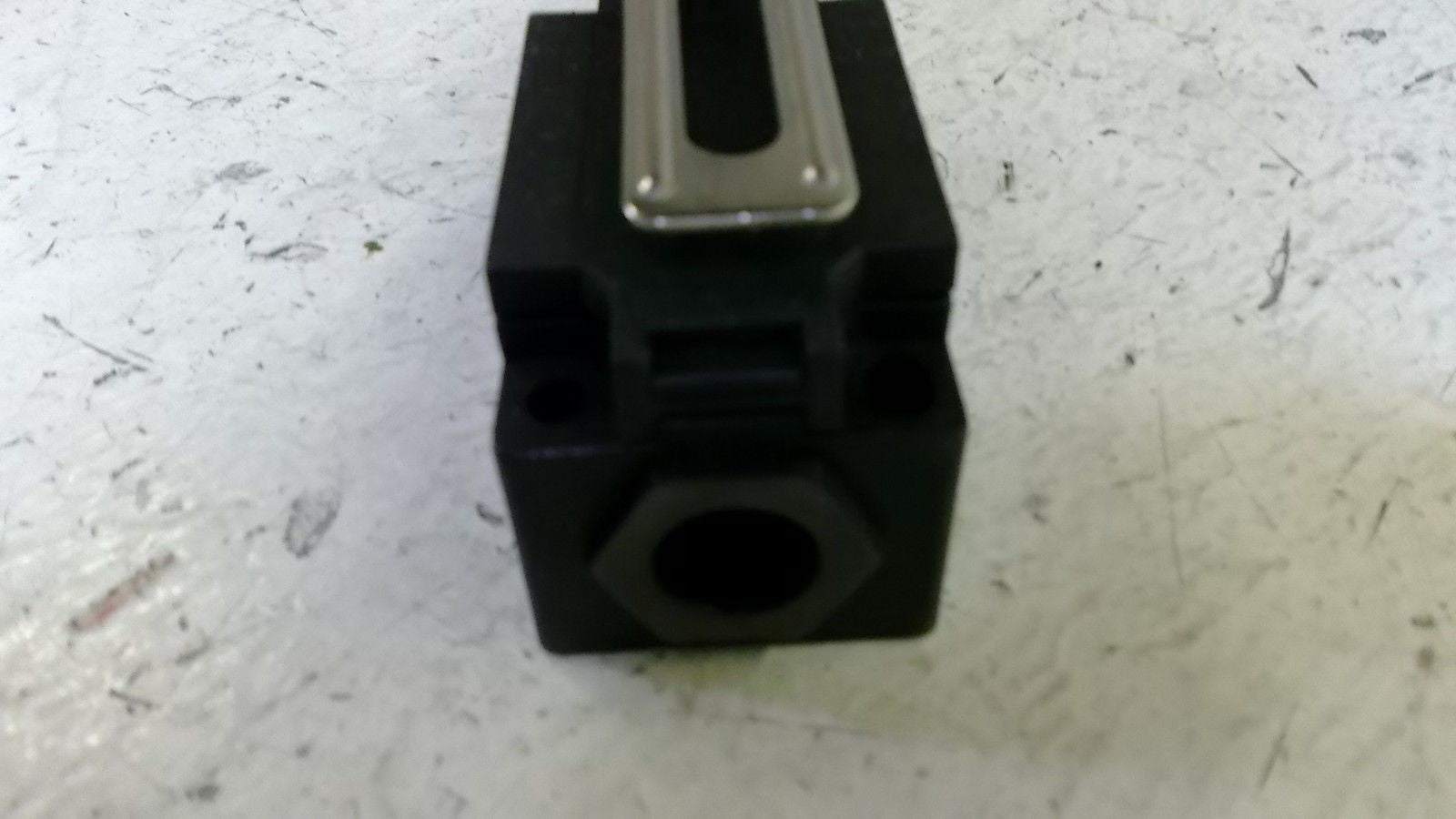 HUBBELL SSLS1SARL *NEW IN BOX*