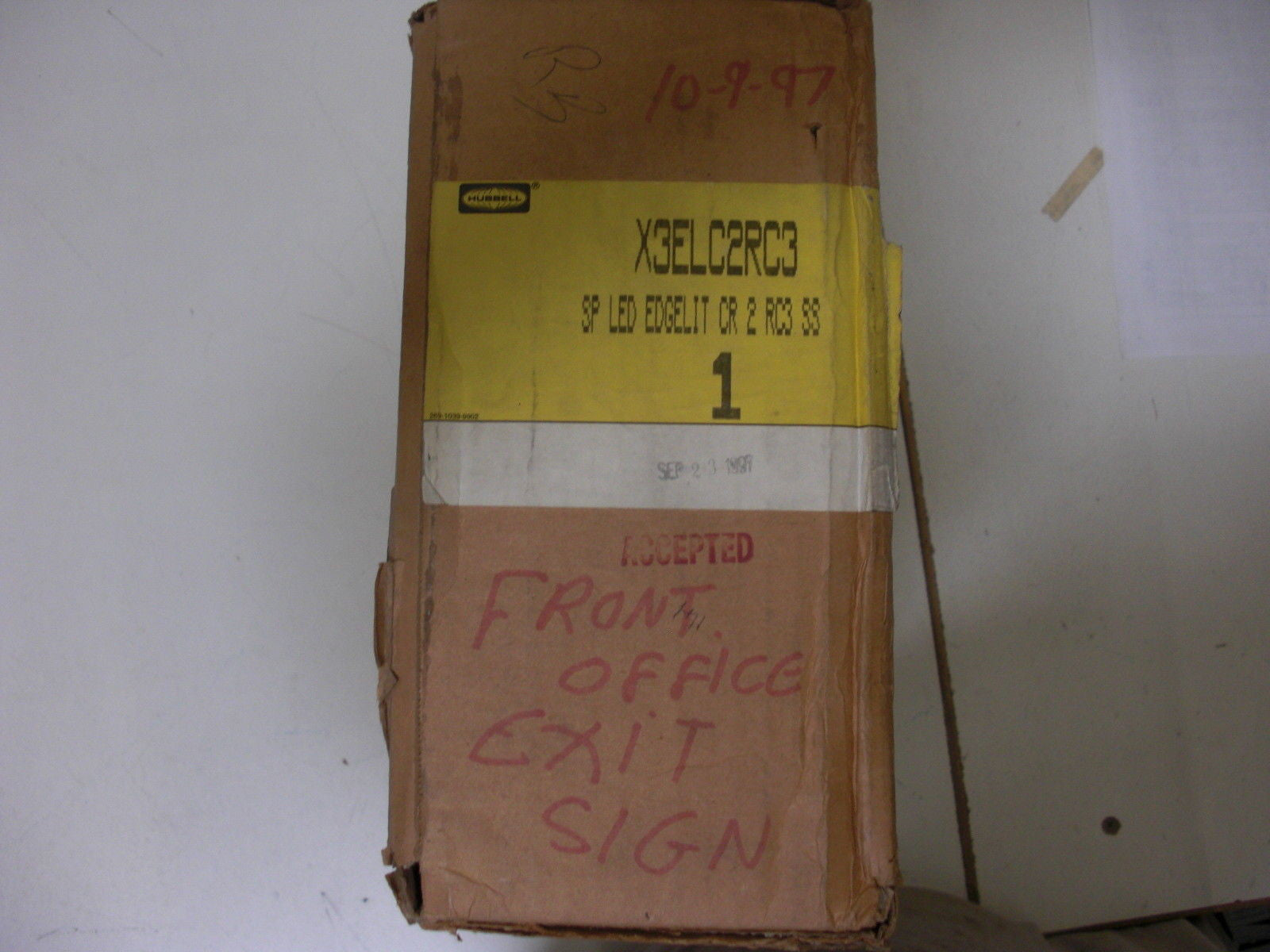 HUBBELL X3ELC2RC3 SIGN EXIT *NEW IN BOX*