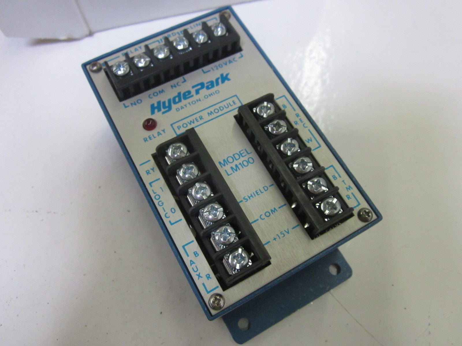 HYDE PARK LM100 *NEW IN BOX*