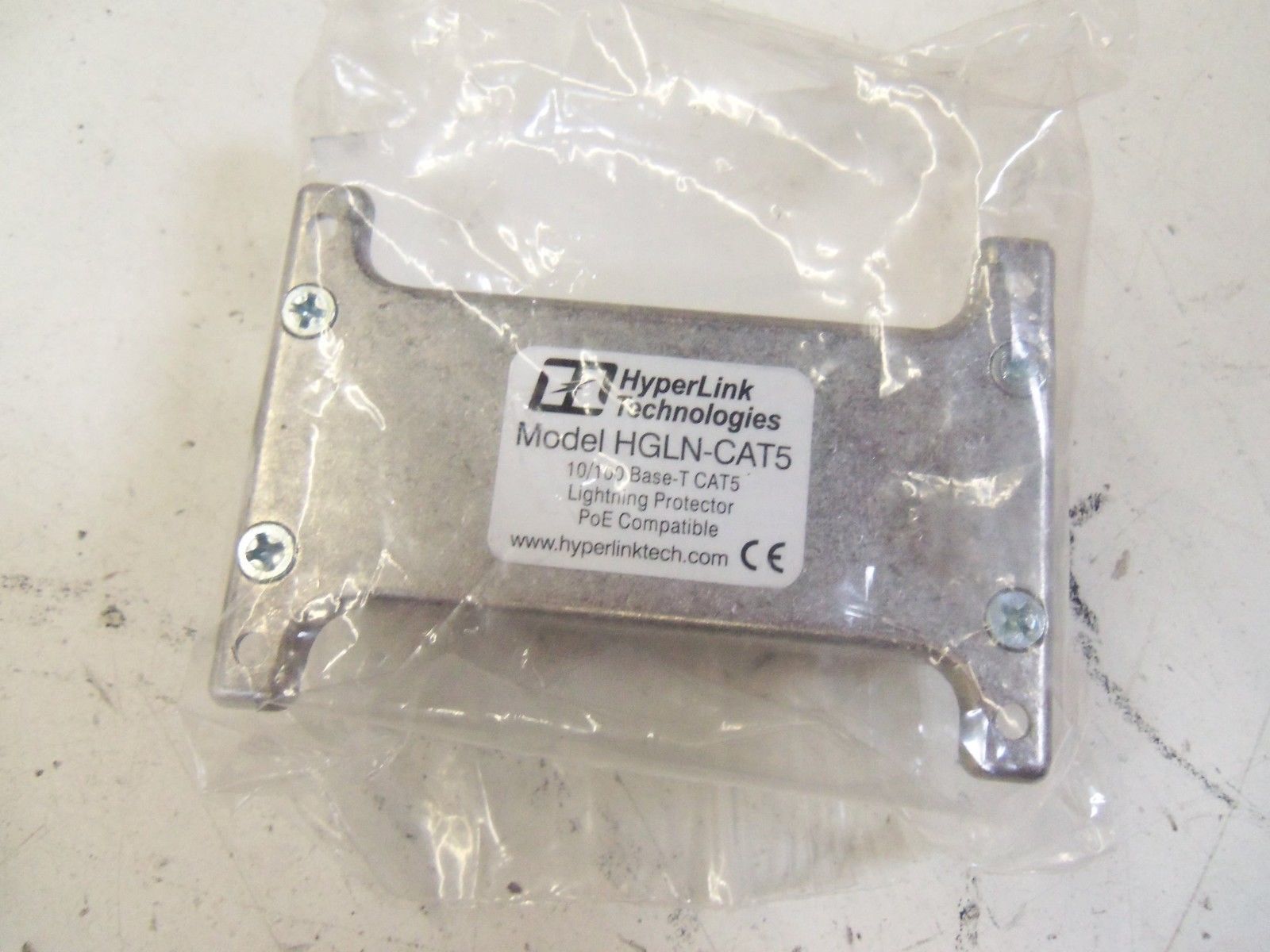 HYPERLINK TECHNOLOGIES HGLN-CAT5 *NEW IN BOX*