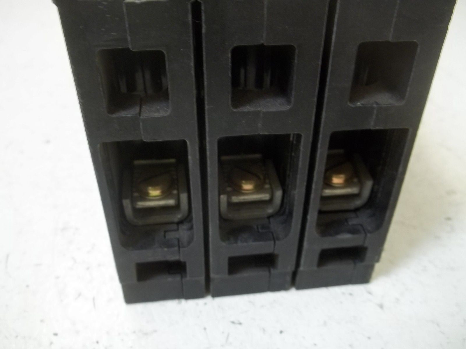 I-T-E E43B015 CIRCUIT BREAKER *USED*