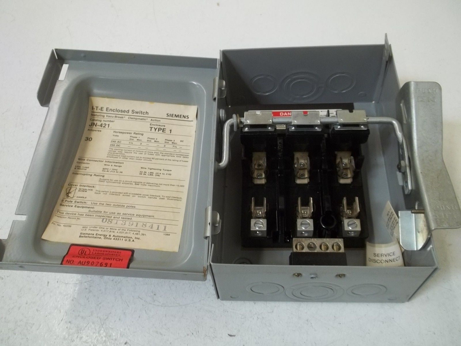 I-T-E JN421 ENCLOSED SWITCH *NEW NO BOX*