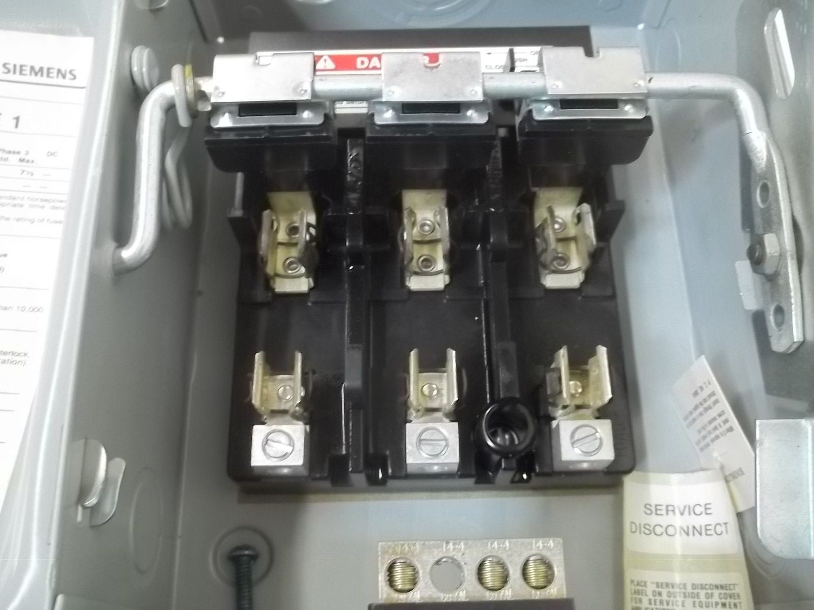 I-T-E JN421 ENCLOSED SWITCH *NEW NO BOX*