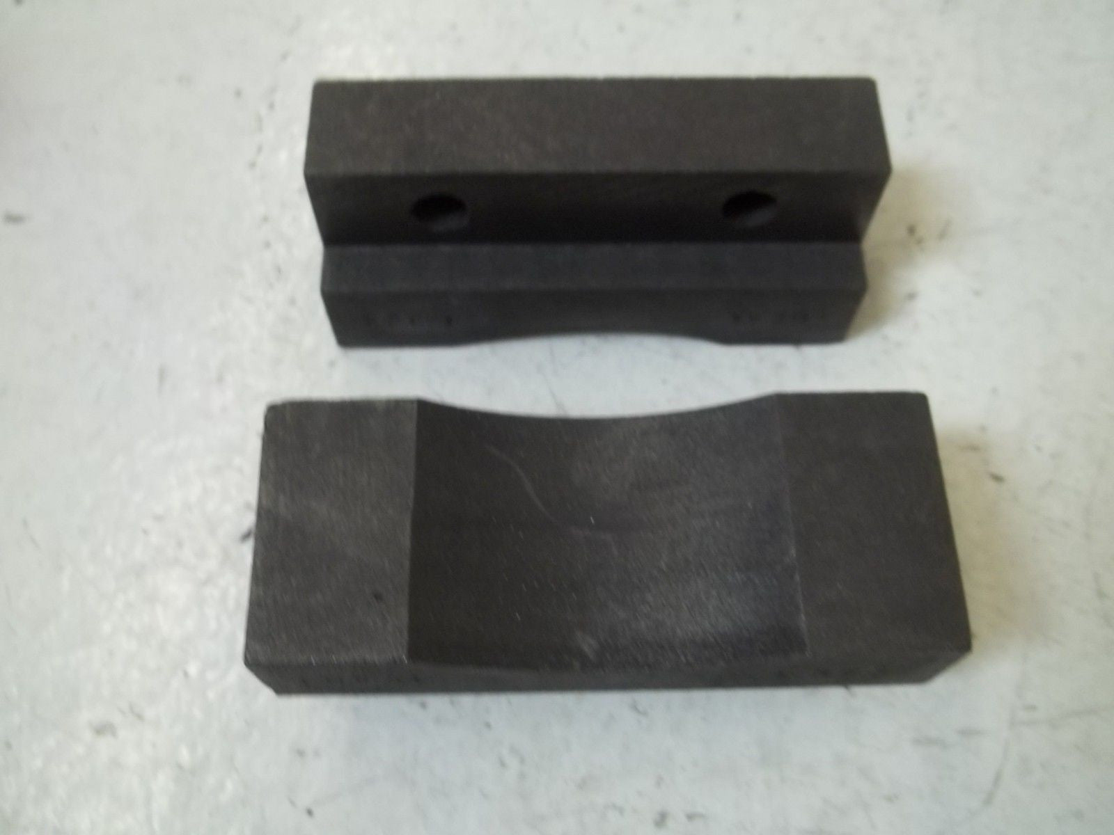 IDEAL L-323 CARBONS FOR USE WITH 12-120H.D. PLIER ATTACHMENT *NEW IN BOX*