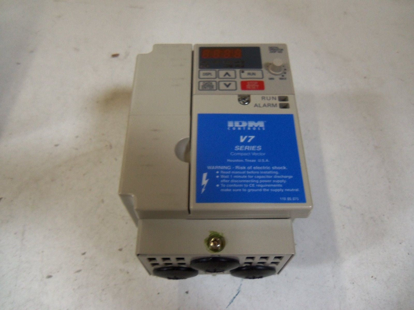 IDM CONTROLS CIMR-V7AU40P4 *NEW IN BOX *