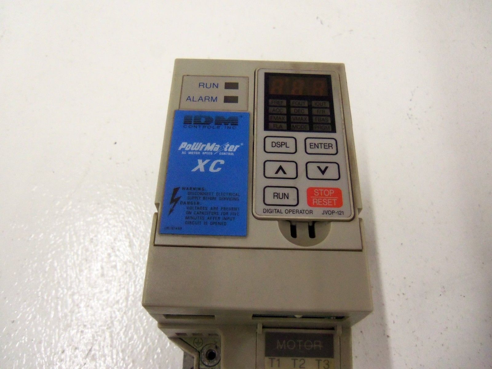 IDM CONTROLS, INC. CIMR-XCBD20P4  *USED*