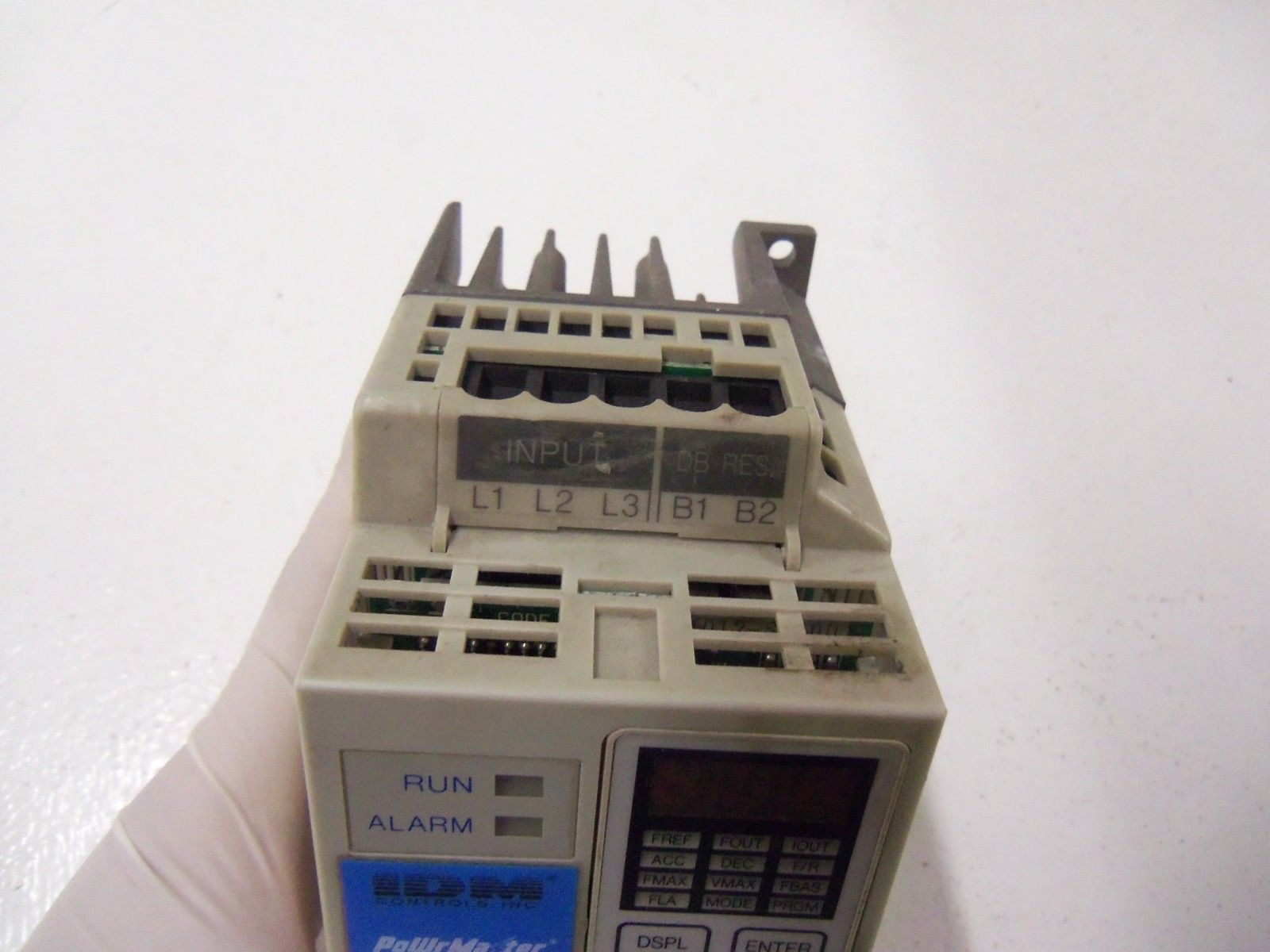 IDM CONTROLS, INC. CIMR-XCBD20P4  *USED*
