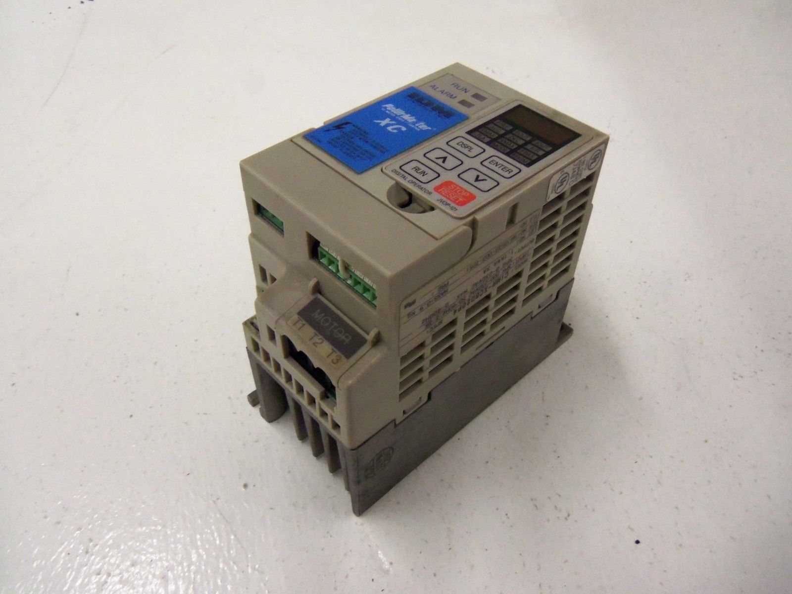 IDM CONTROLS, INC. CIMR-XCBD20P4  *USED*