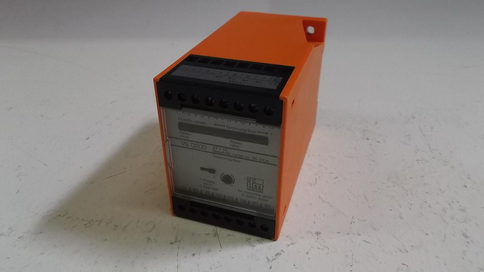 IFM EFECTOR VS0200 SR0401 CONTROL MONITOR *NEW NO BOX*
