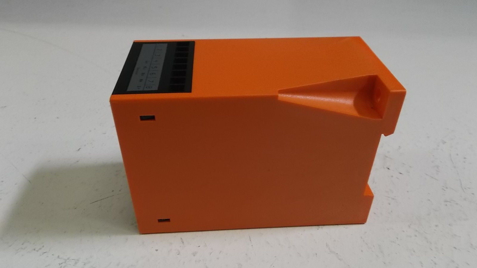 IFM EFECTOR VS0200 SR0401 CONTROL MONITOR *NEW NO BOX*