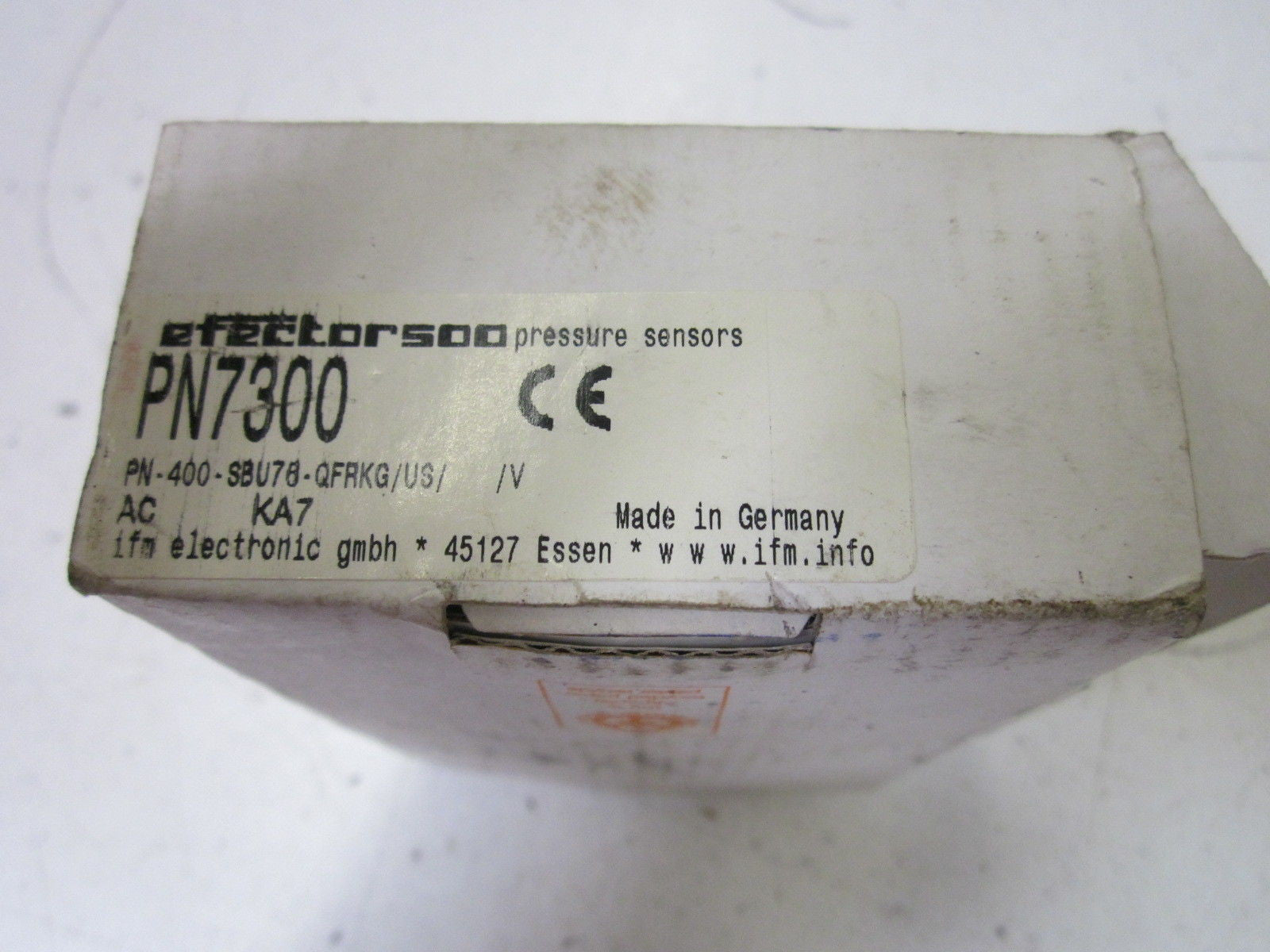IFM EFECTOR PN7300 PRESSURE MONITOR *NEW IN BOX*