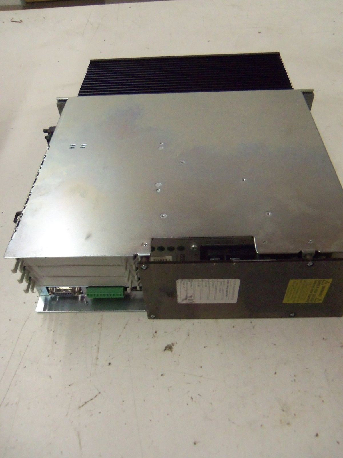 INDRAMAT DDS02.1-A100-DA02-01-FW *NEW NO BOX*