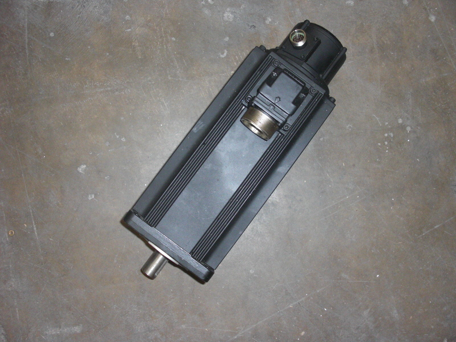 INDRAMAT MDD93C-N-040-N2M-130PA1 *USED*