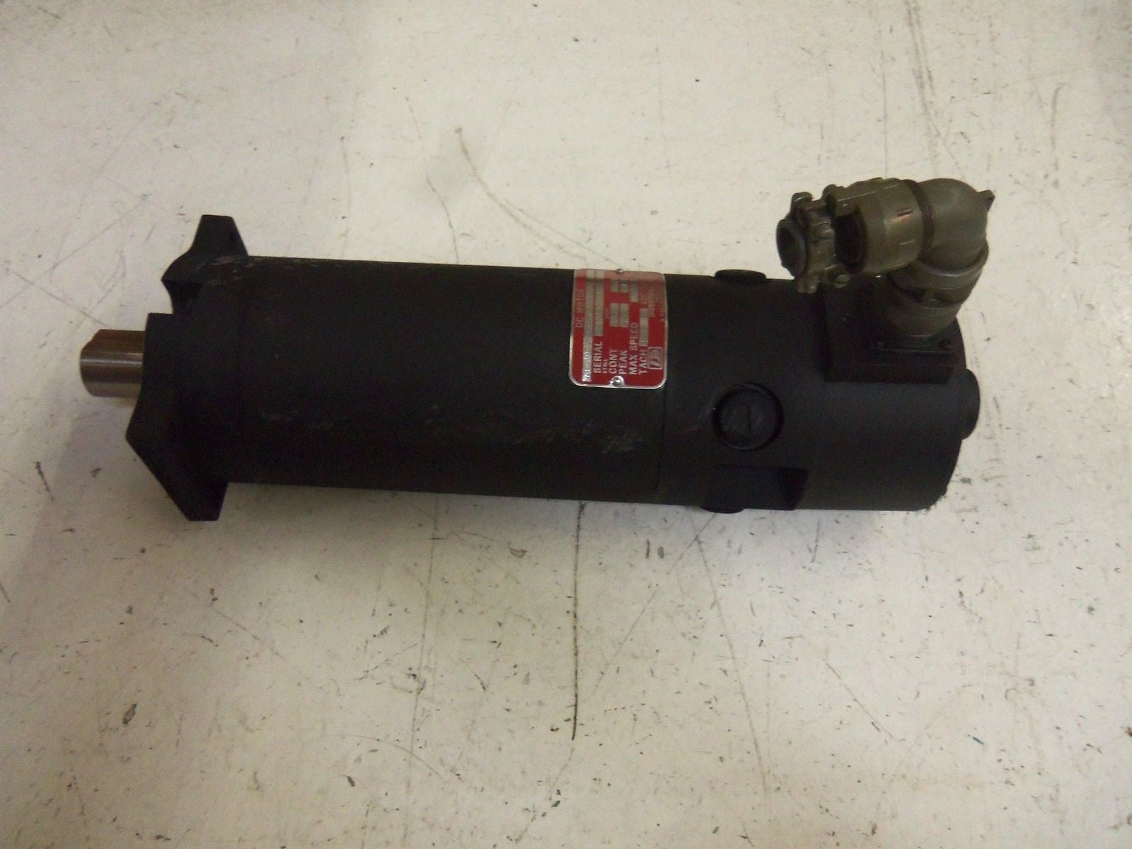INDUSTRIAL DRIVES TT-29370-3120-B6 SERVO MOTOR *USED*