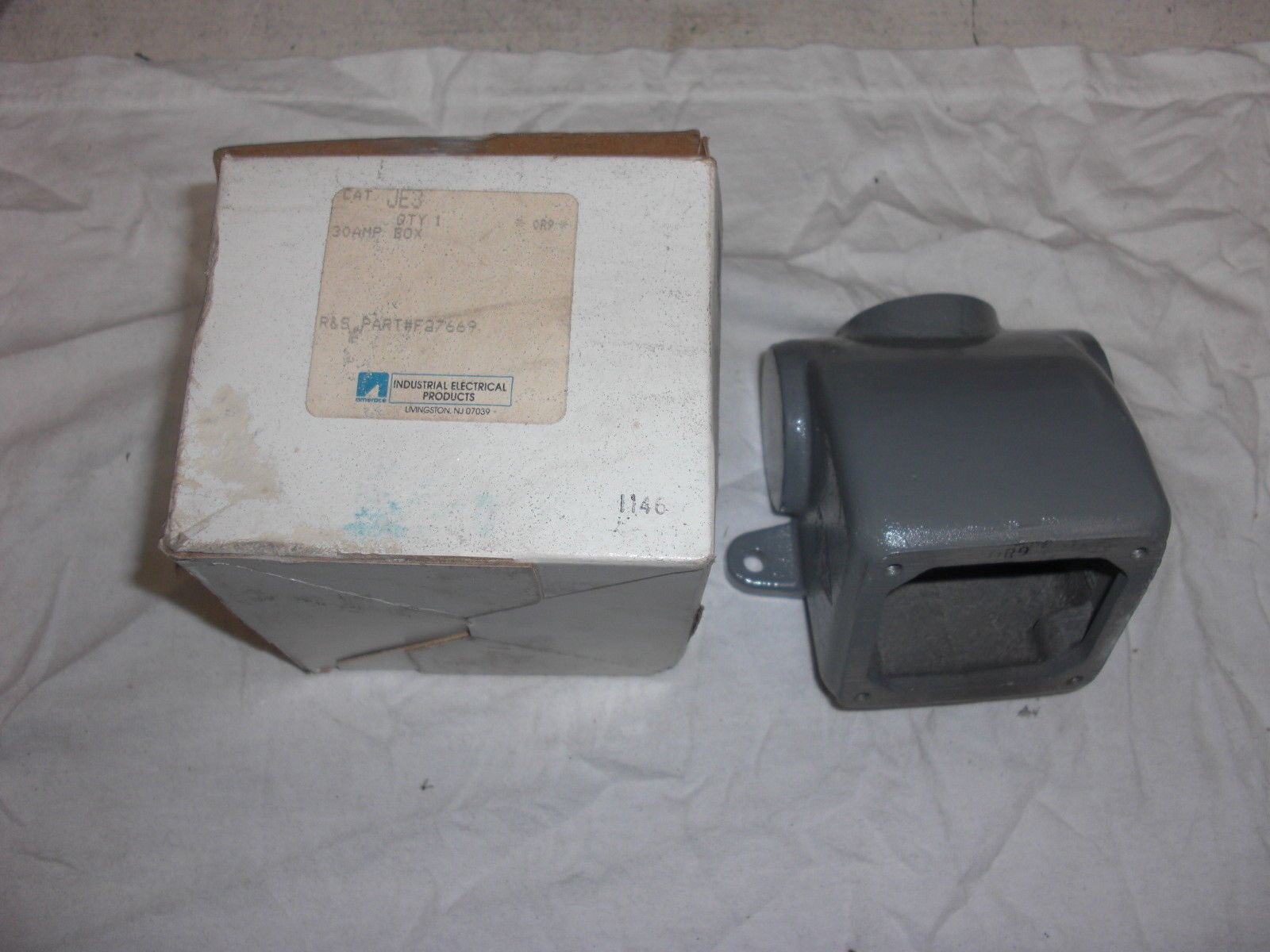 INDUSTRIAL ELECTRICAL PRODUCTS F27669 *NEW*