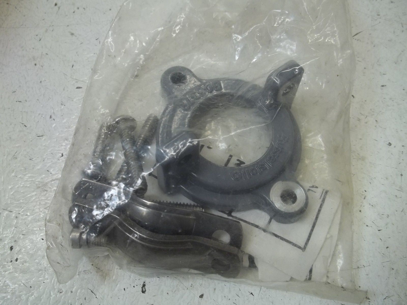 INDUSTRIAL ELECTRICAL PRODUCTS 3318 ANGLE TYPE PLUG *NEW IN BOX*